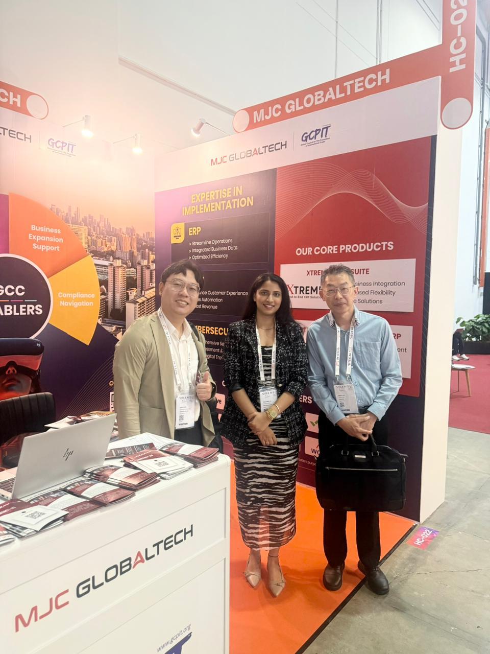 MJC GlobalTech delegates at GITEX Singapore